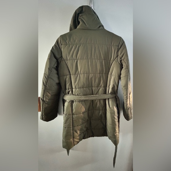 Mossimo Women’s Olive Green Puffer Coat w/ Multi-Way Collar - Picture 2 of 9